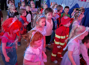 Tuptusie na balu karnawałowym "W morskiej głębinie"