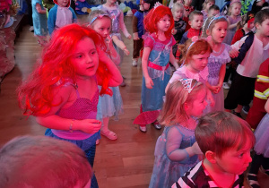 Tuptusie na balu karnawałowym W morskiej głębinie