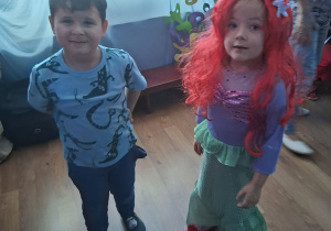 Tuptusie na balu karnawałowym W morskiej głębinie