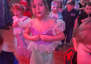 Tuptusie na balu karnawałowym W morskiej głębinie