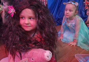 Tuptusie na balu karnawałowym W morskiej głębinie