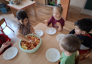 Sałatka z owoców egzotycznych