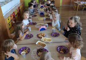 Smyki celebrują Dzień Dziewczynek