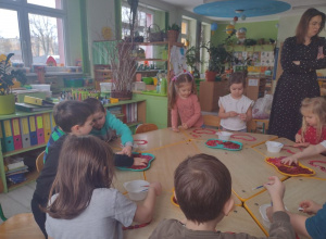 ,,Serduszko z guzików" warsztaty plastyczne.