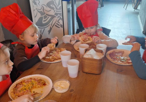 "Dzień pizzy" w pizzerii "Na widelcu".