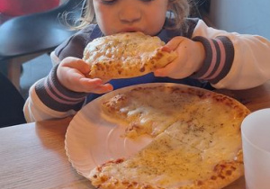 "Dzień pizzy" w pizzerii "Na widelcu".