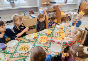 "Owocowe urodzinki" w Buziakach - Tomek.