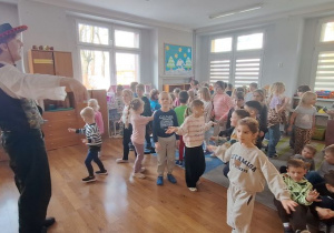 Audycja z Bachmanem "Hiszpańskie struny - gitara w rytmie flamenco"