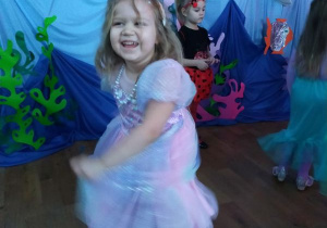 Buziaki na balu karnawałowym "W morskiej głębinie".