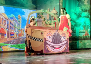 Wyjście do KDK na przedstawienie teatralne pt. "Karolcia".