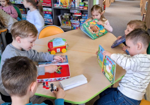 Wyjście do Miejskiej i Powiatowej Biblioteki Publicznej w Kutnie.