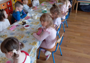 Tuptusie na warsztatach mydlarskich