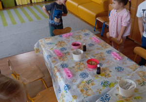 Tuptusie na warsztatach mydlarskich