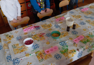 Tuptusie na warsztatach mydlarskich