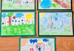 Prace dzieci z gr IV "Buziaki".