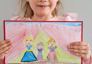 Lenka ze swoją pracą.