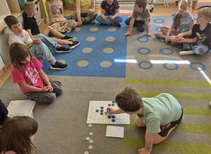"Rakieta kosmiczna" - zabawa w kodowanie, realizacja innowacji "20 minut dla matematyki"