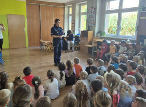 "Bezpieczne wakacje" - spotkanie z Panią Policjantką