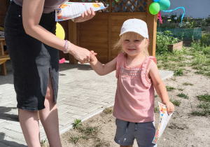 Ania odbiera dyplom