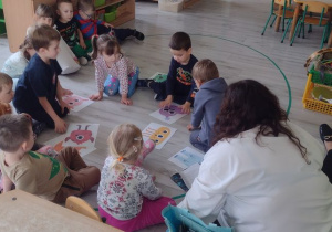 Zajęcia_w_grupie_Montessori
